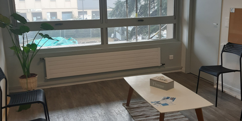 local commercial à BAYONNE (64100)